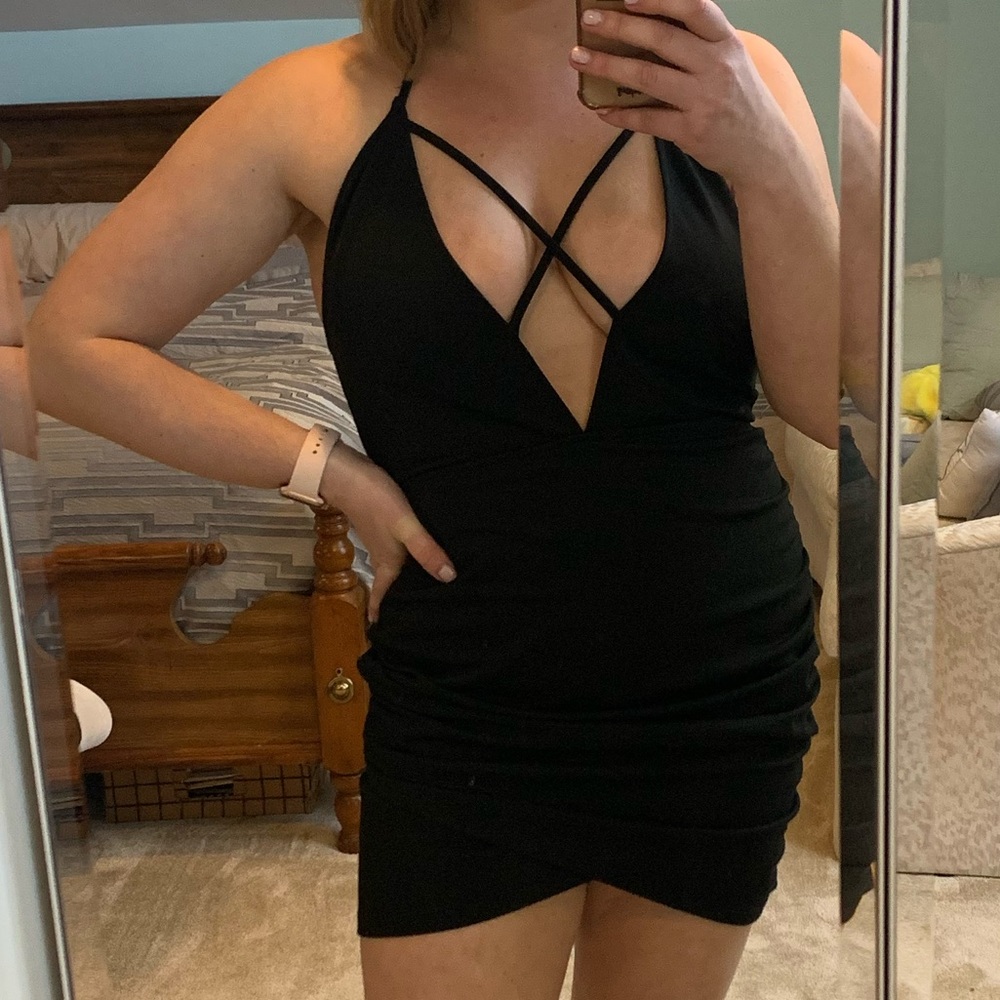 Bodycon deep V criss-cross dress